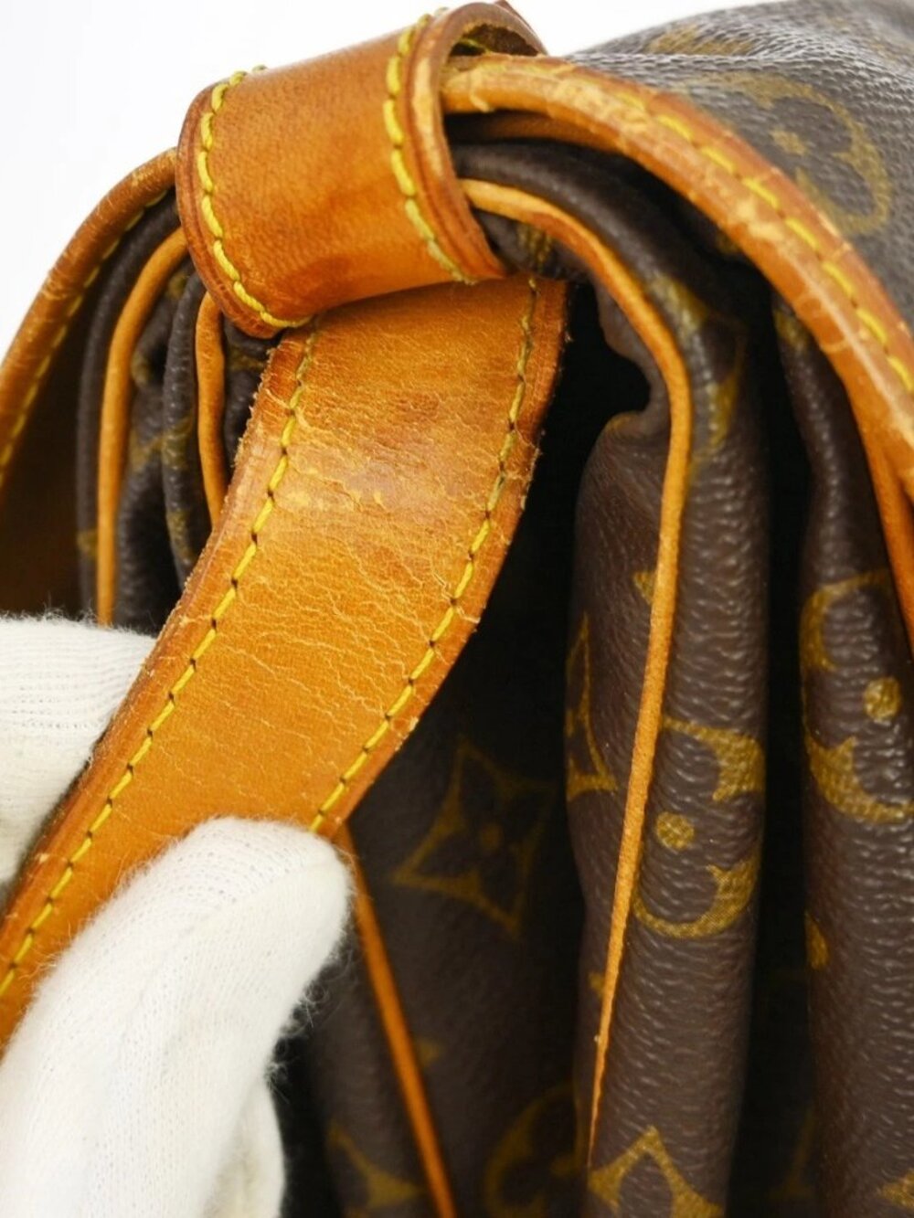 LOUIS VUITTON SAUMUR 35 SHOULDER BAG MONOGRAM - Picture 8 of 16